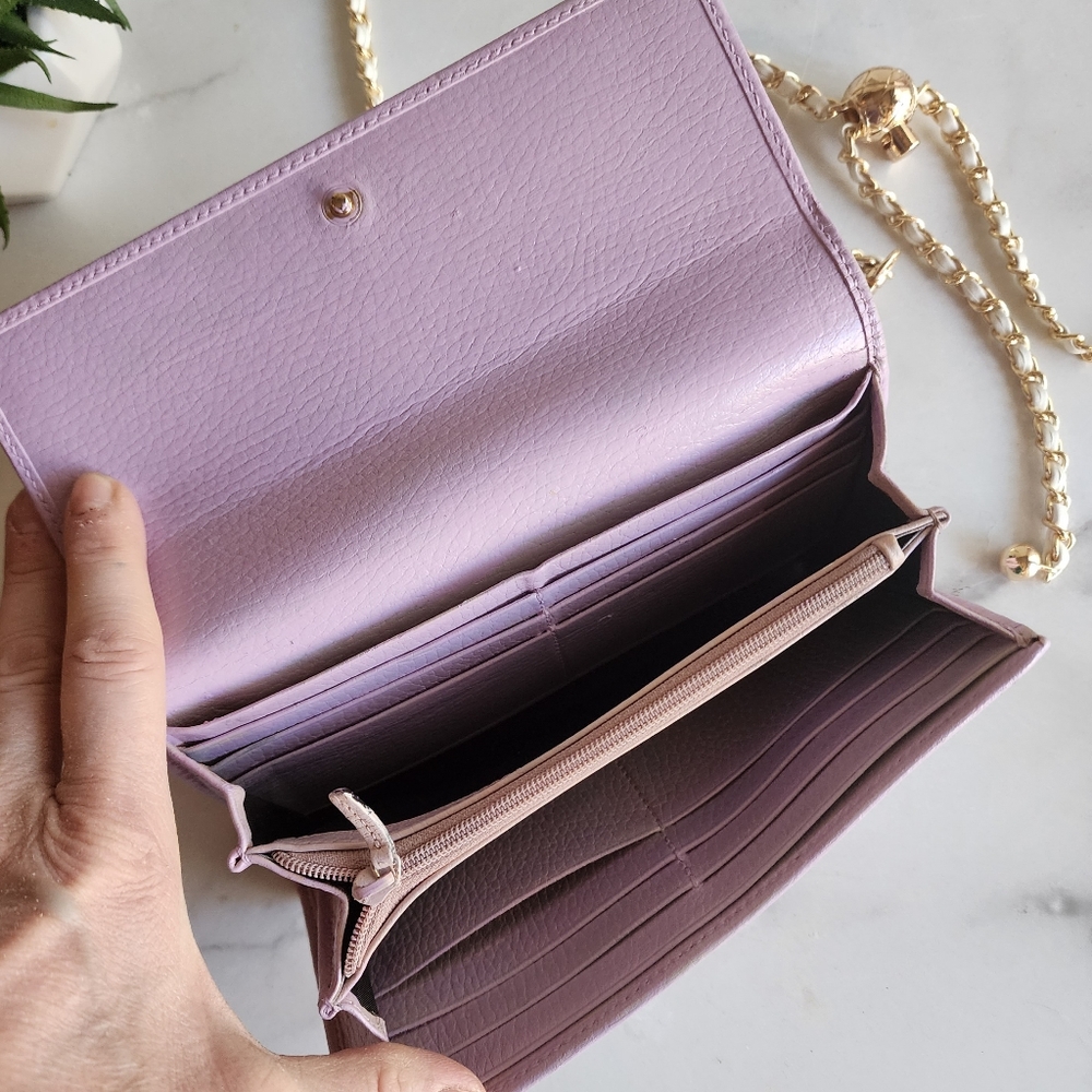 Gucci Lavendar Long Front Flap Wallet on Chain, Handpainted Flowes - Picture 4 of 13